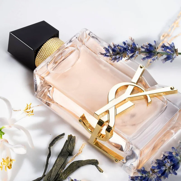 AnyConv Yves Saint Laurent Eau de Toilette 05png